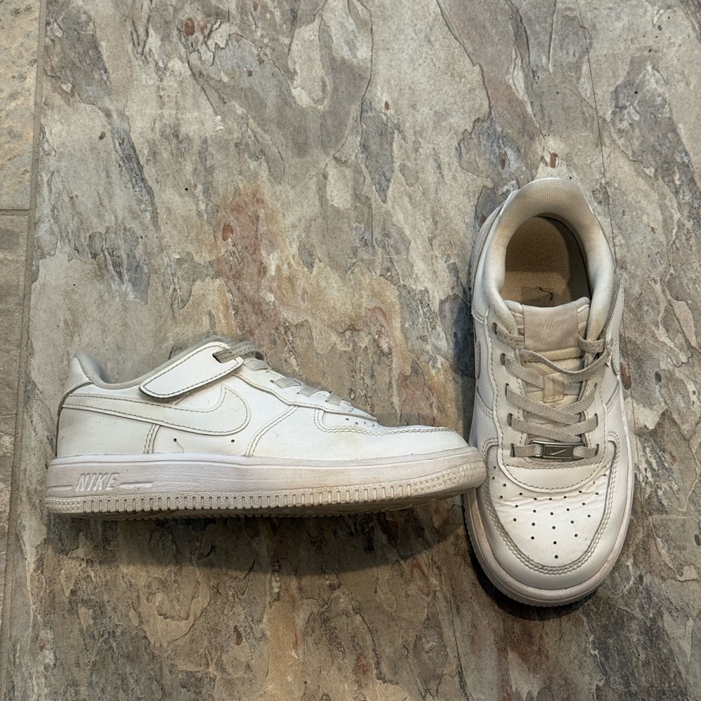 Boys Nike White Low-Top Air Force Ones Sneakers size 13